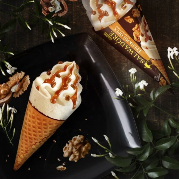 МОРОЖЕНОЕ "SALWADORE" ГРЕЦКИЙ ОРЕХ И КЛЕНОВЫЙ СИРОП 82Г